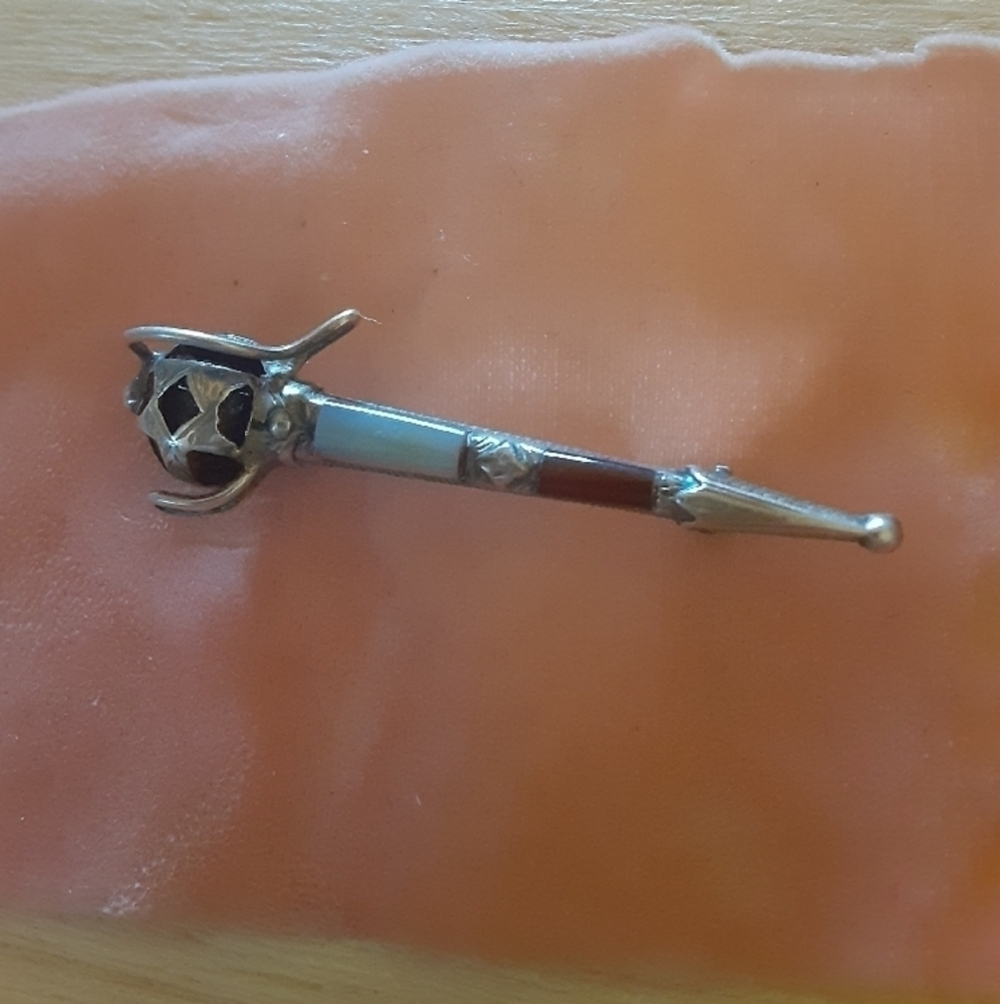 Rare Scottish Sterling Sword Brooch - Picture 2 of 6